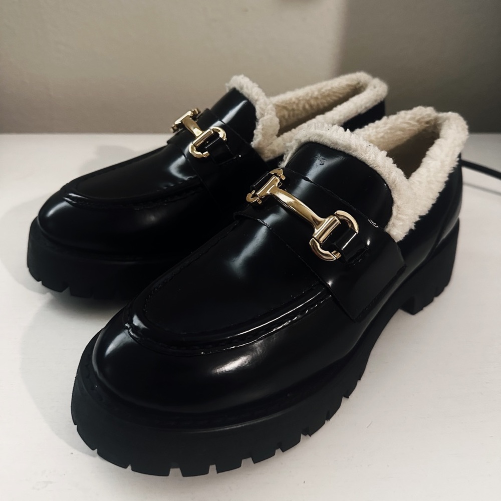 SOLD Steve Madden Lando Loafers